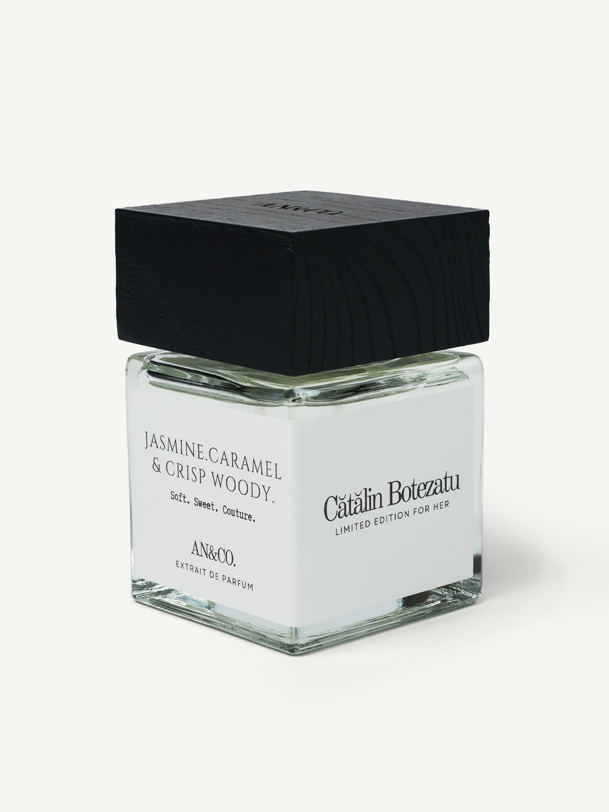 JASMINE. CARAMEL & CRISP WOODY