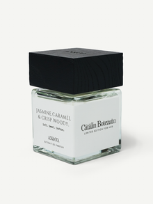 JASMINE. CARAMEL & CRISP WOODY