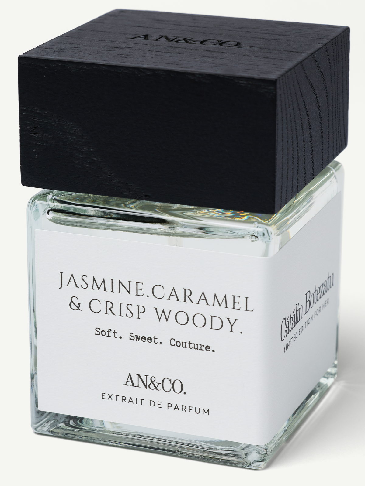 JASMINE. CARAMEL & CRISP WOODY